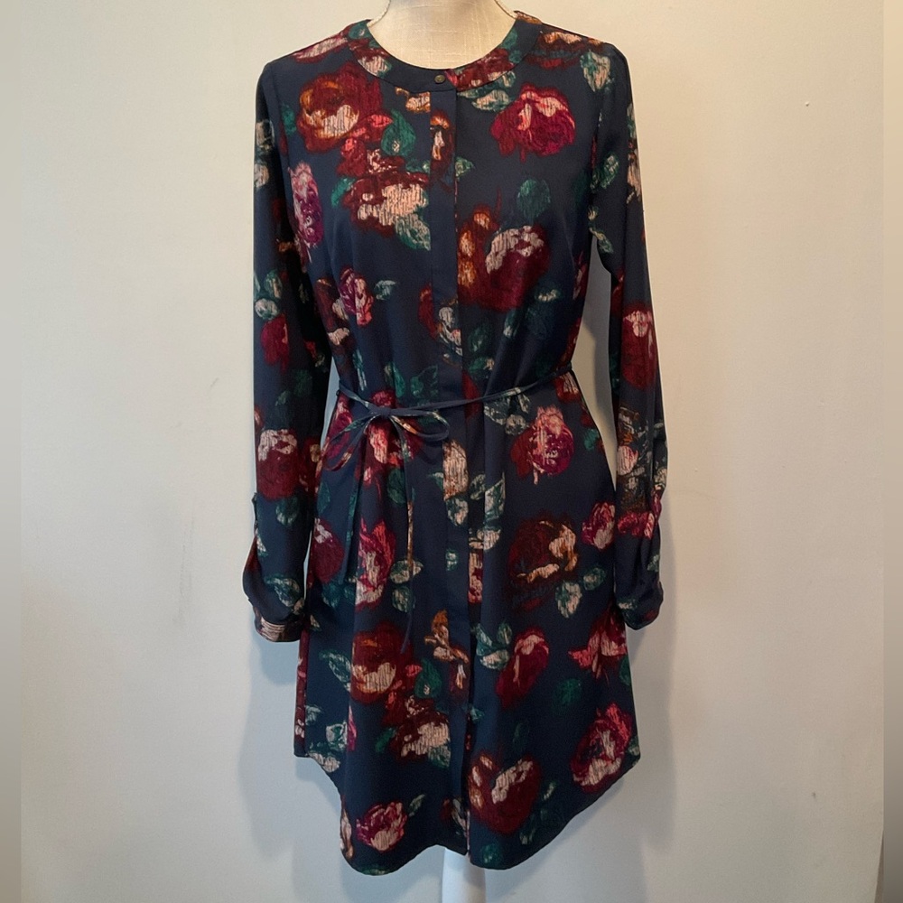 Merona Navy Blue Floral Dress with pockets - EUC